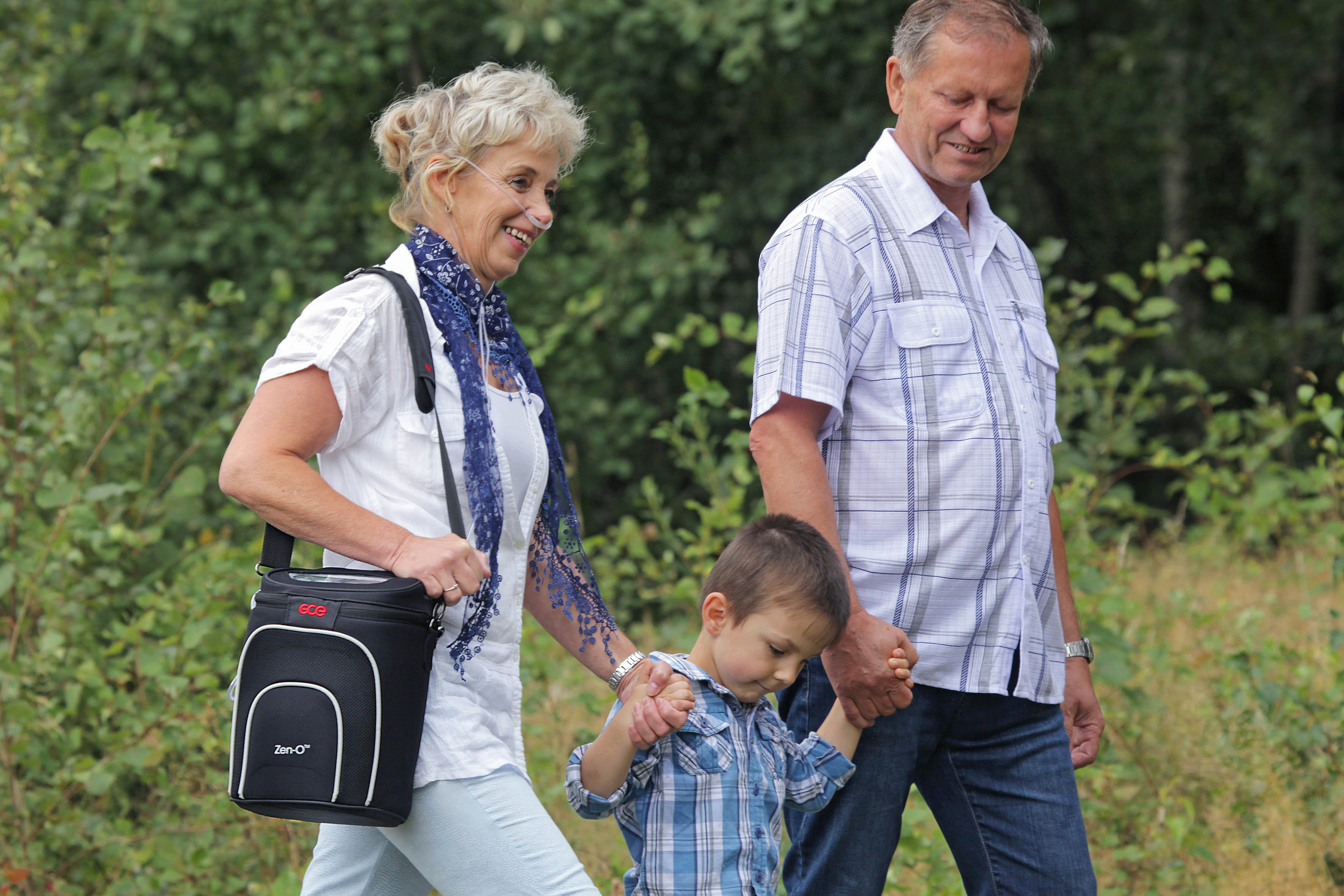 walking with portable oxygen 